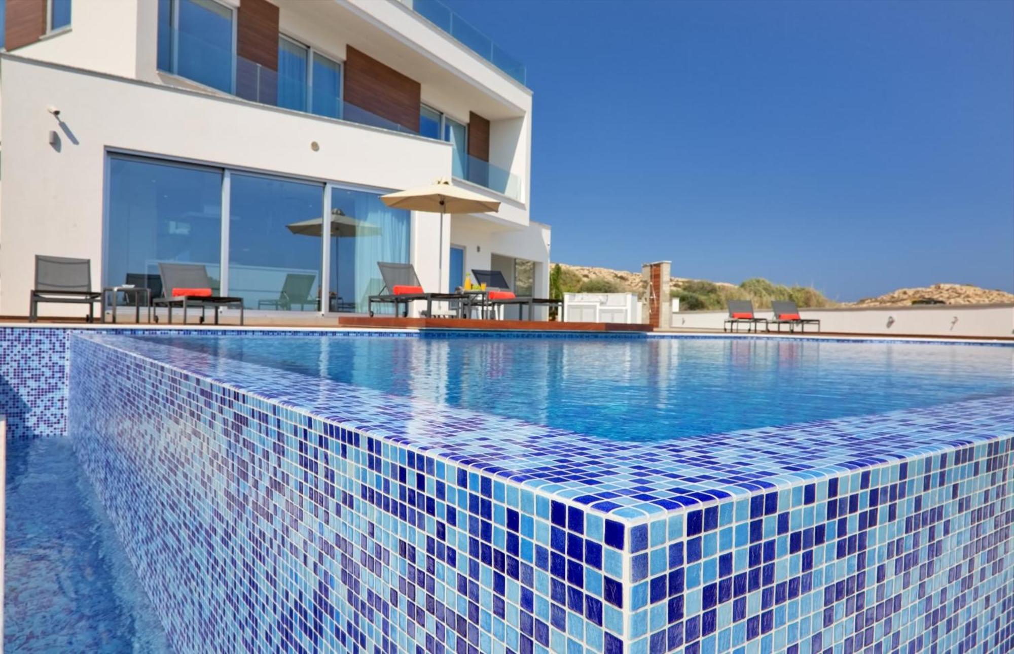 Beachfront Luxury Villa Idania Ayia Napa Esterno foto