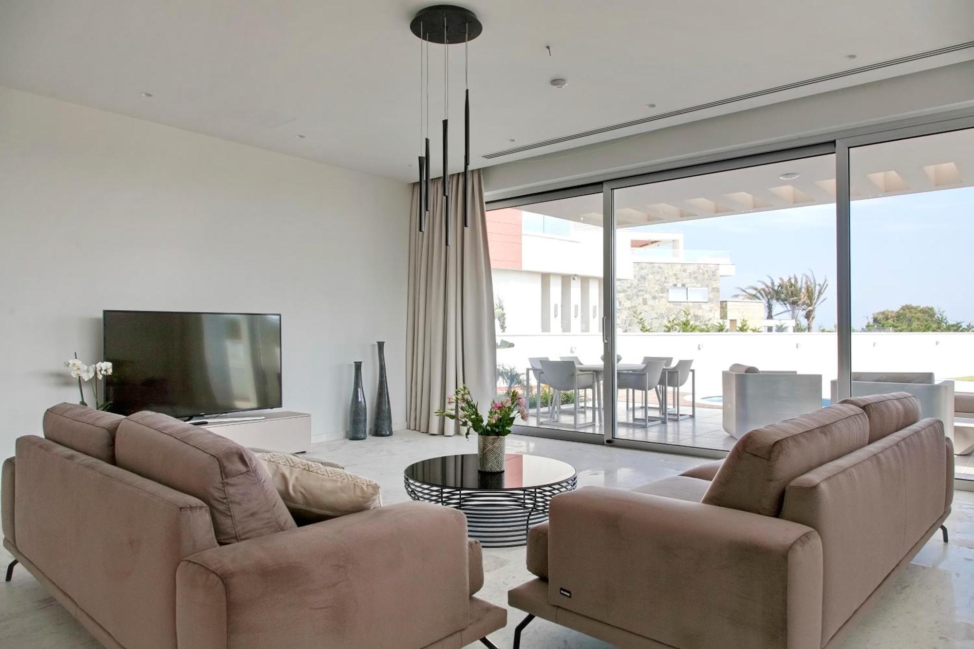 Beachfront Luxury Villa Idania Ayia Napa Esterno foto